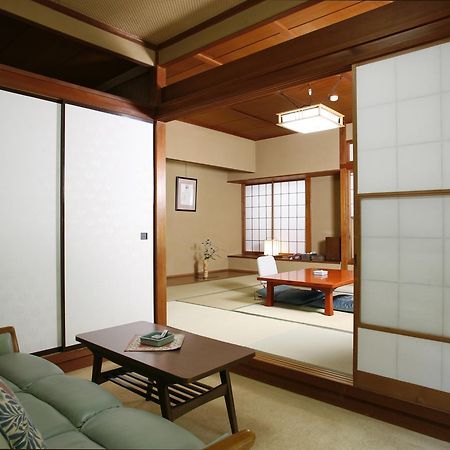 Kamata Hotel Yugawara Buitenkant foto